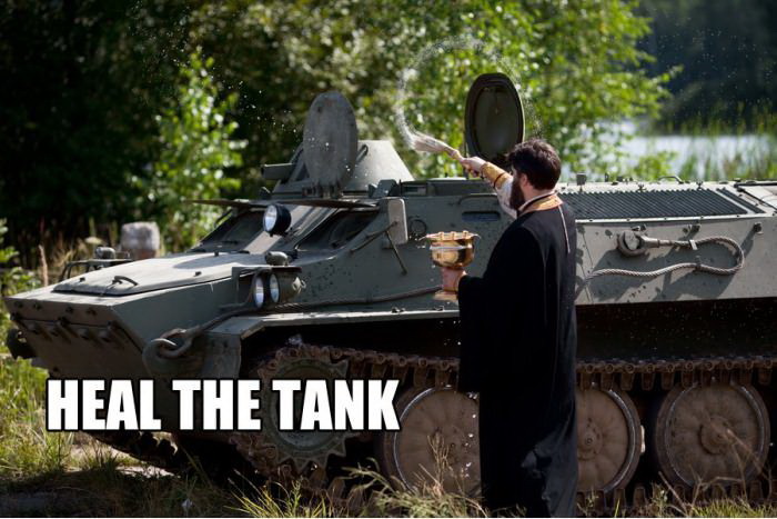 Meme Heal the tank