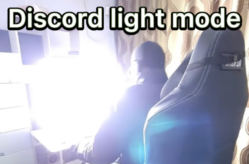 Meme Discord light mode