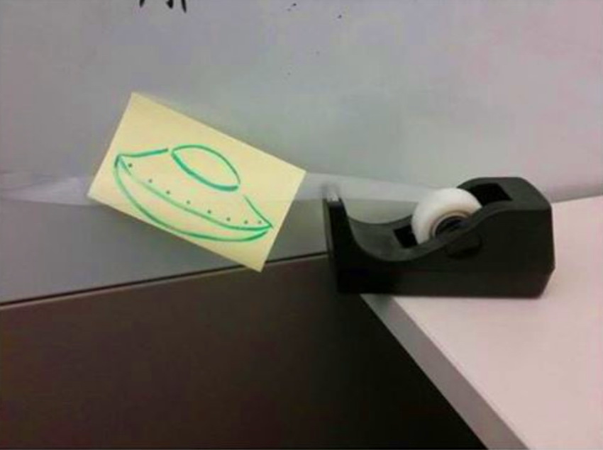 Meme UFO caught on tape